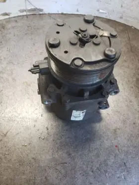 4C2Z19703AA FORD TRUCK Ac Compressor Van E350SD
