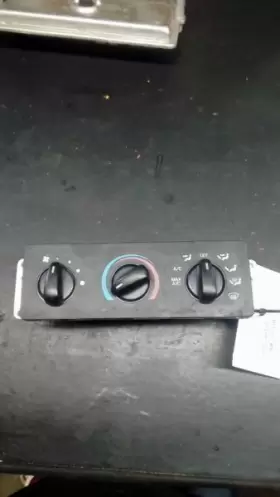 F250SD FORD TRUCK Temperature Control Front Dash Manual