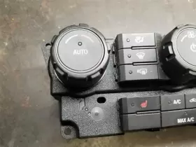 655-02107 FORD TRUCK Temperature Control Front Dual Zone