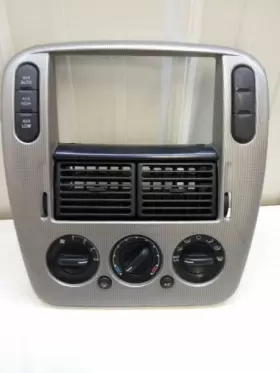 3L247804302KBSMCW FORD TRUCK Dash Bezel Control Explorer
