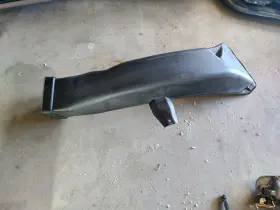 15057603 GENERAL MOTORS Rear Heater Vent Duct Row Suburban