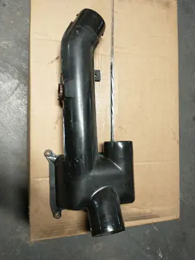 3875848 GENERAL MOTORS Bel Air Lower Distributor Duct Caprice