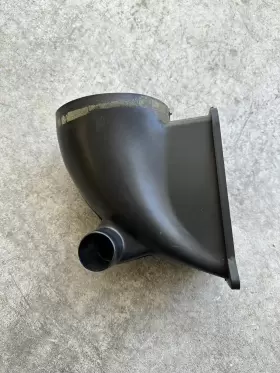 3963783 GENERAL MOTORS Transition Duct Ac Air Conditioning Gm