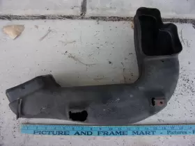 472713 GENERAL MOTORS Rh Passenger Engine Air Intake Duct #2