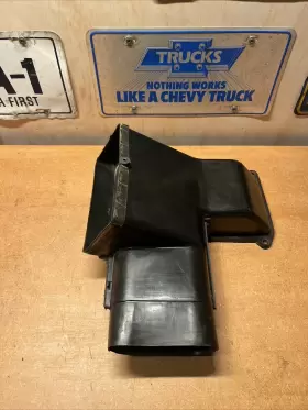 6262679 GENERAL MOTORS Transition Duct Air Conditioning Chevy #2