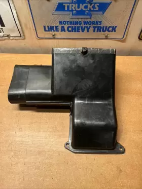 6262679 GENERAL MOTORS Transition Duct Air Conditioning Chevy