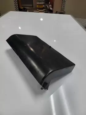 399407 GENERAL MOTORS GM Dash Center Vent Duct Air Cutlass