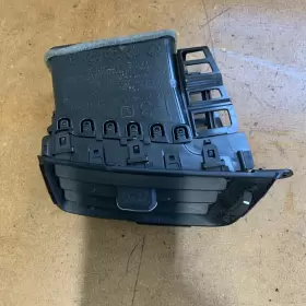 20943682 GM Air Deflector Vent Front Left Outer Sierra #3