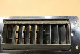 6262677-UI GM CHEVY CHEVROLET Square Body Air Rh Dash Vent #3