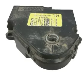 020080472A GMC TRUCK Air Door Actuator Crew Sierra #3