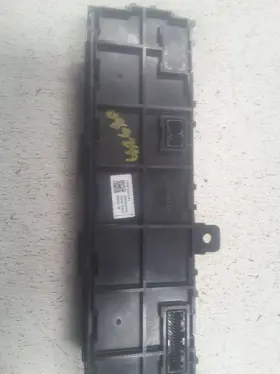 655-72906 HONDA Temperature Control Ridgeline #2
