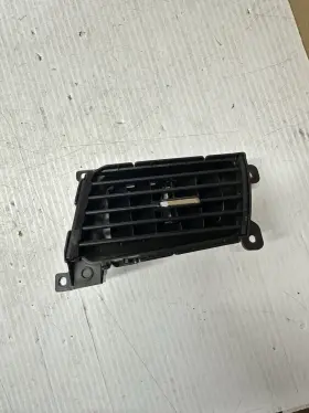 77610-TK8-A0101-20 HONDA Center Right Dash Air Vent Rh S7