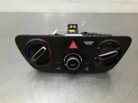 655-10526 HYUNDAI Ac Heat Climate Control Accent