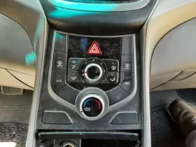 655-72379 HYUNDAI Temperature Control Ac Manual Elantra
