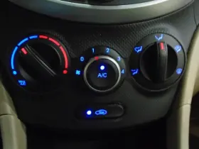 655-72562 HYUNDAI Temperature Control Ac Manual Finish Accent #2
