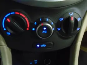 655-72562 HYUNDAI Temperature Control Ac Manual Finish Accent #3