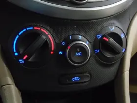 655-72562 HYUNDAI Temperature Control Ac Manual Finish Accent