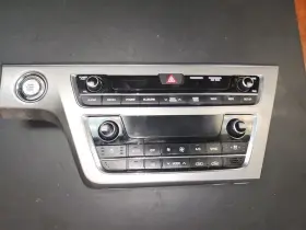 655-72579 HYUNDAI Temperature Control Navigation Heated Seat