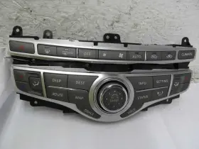 655-52670 INFINITI Temperature Control