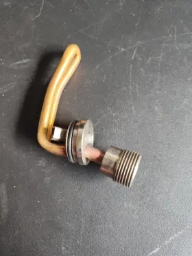 1875814C2 INTERNATIONAL Heater