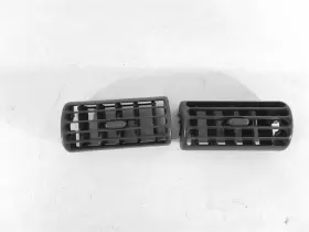 685.AM8597 JEEP Inner Dash Heater Ac Vents Tj Wrangler