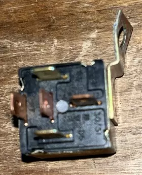 EF3239095 JEEP Relay Xj Cherokee