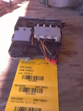 Voyager JEEP/PLYMOUTH TRUCK Temperature Control Ac Caravan #2