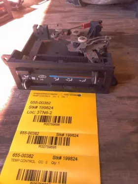 Voyager JEEP/PLYMOUTH TRUCK Temperature Control Ac Caravan