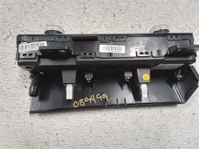 655-11639 KIA Temperature Control K5 #2