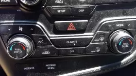655-52824 KIA Temperature Control Speaker Radio Ex Optima