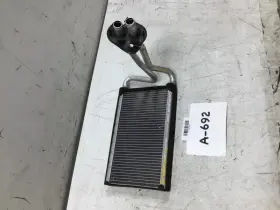 676-50111 KIA Front Hvac Heater Core Sedona #3