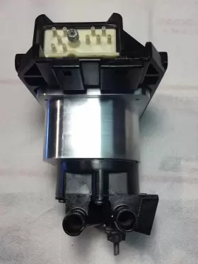 A0008300684 KVT Heater Servo Body Com Mercedes #2