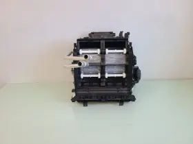 681.FD2120 LINCOLN Ac Evaporator Housing Corsair