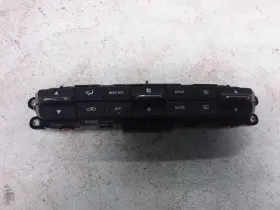 6701187960 MASERATI Ghibli Temperature Control