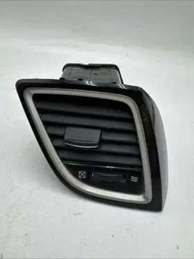 BJS7-64730 MAZDA Front Right Dash Ac Air Vent Airvent