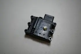 KD47-61-A70 MAZDA Air Flap Motor Heater Actuator #3