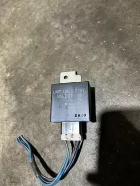 NA12-67-7T0 MAZDA Rear Defrost Timer Unit Miata #2