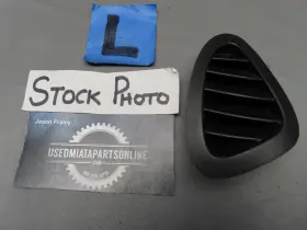 NC10-60-171 MAZDA Defrost Defroster Vent Air Heater Top Dash #2