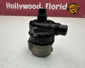 0005001986 MERCEDES Gla Coolant Water Pump