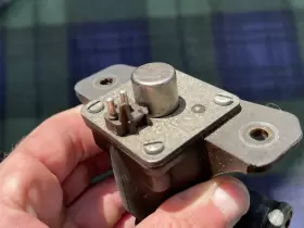 0008303784 MERCEDES Water Heater Valve W126 R107 #3