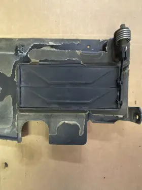 124-520 MERCEDES Inlet Air Cover Duct #3