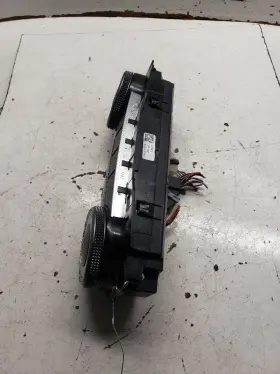 2048300290 MERCEDES Temperature Control Front C300 C230 #3