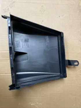 2118300003 MERCEDES Cabin Housing Cover Panel Air Filter E320