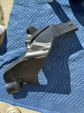 2208310946 MERCEDES Front Left Lower Panel Air Duct W220 Cl #3