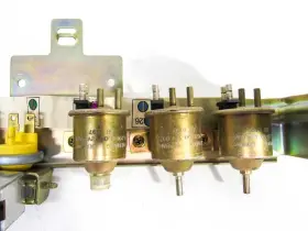 MERCEDES Level Climate Control Vacuum Switch Valves R107 #3