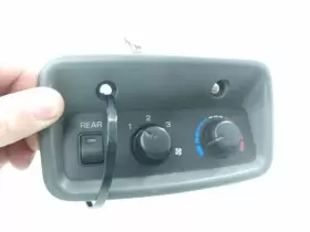 655-51116 MITSUBISHI Rear Ac Heat Temperature Control Montero #2