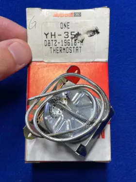 YH-352 MOTORCRAFT Nos Thermostat Switch Ford