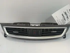 243.DA1O17 NISSAN Air Vents Upper Center Dash Ac Hazard #2