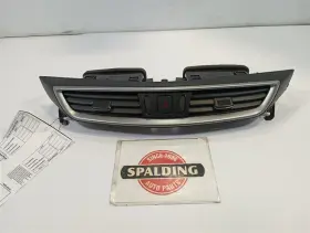 243.DA1O21 NISSAN Center Dash Vents Murano