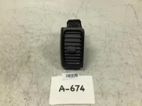 251-50530 NISSAN Front Dash Left Air Vent Altima